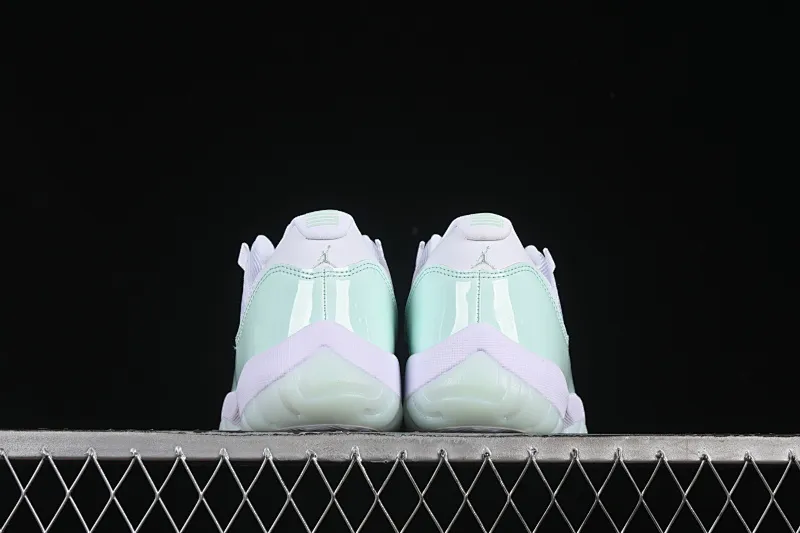 All categories Air Jordan Jordan series basketball shoes Air Jordan 11 Air Jordan 11 Low "Lgloo" AJ11 Joe 11 mint green AH7860-103